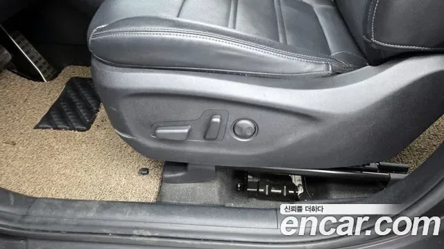 Kia Sorento дизель 2.0 2WD, миниатюра 5
