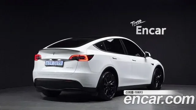 Tesla Y AWD, миниатюра 21