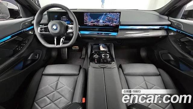 BMW 5 (G60) 530e xDrive M, миниатюра 17