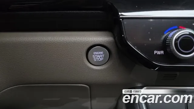 Kia Carnival бензин 9 мест X Line, миниатюра 2