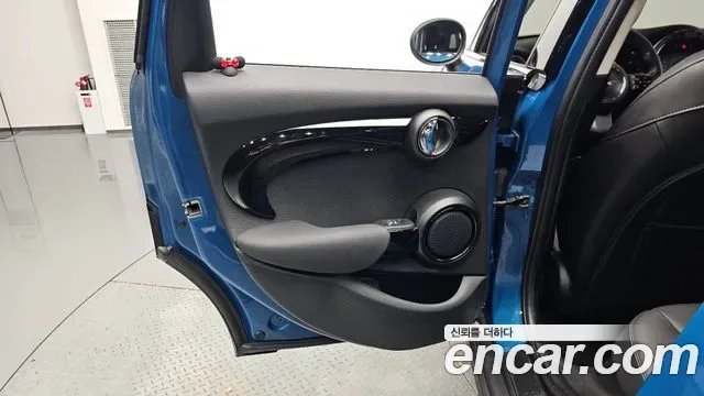 MINI Cooper 5 III, миниатюра 6