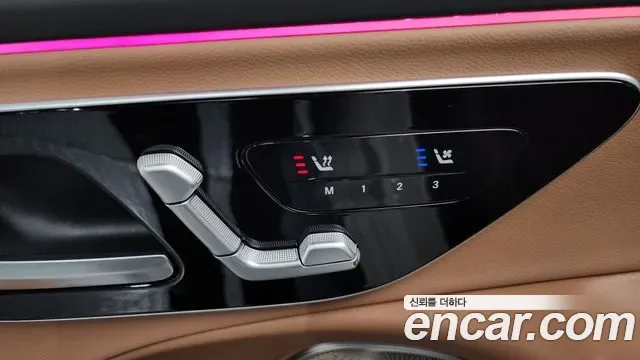 Mercedes-Benz E-Class E300 4MATIC AMG Line, миниатюра 11