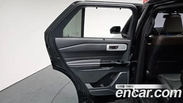 Ford Explorer 3.0 4WD, миниатюра 7