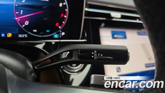 Mercedes-Benz E-Class E300 4MATIC AMG Line, миниатюра 8