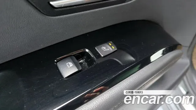Hyundai TUCSON дизель 2.0 2WD Inspiration, миниатюра 11