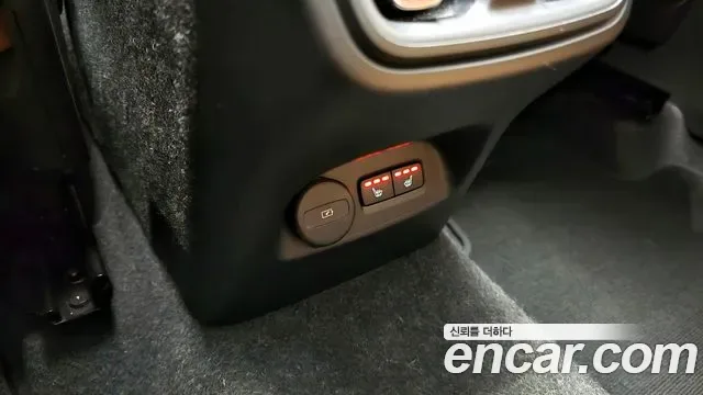 Volvo XC40 B4, миниатюра 8