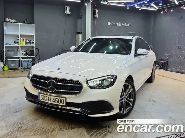 Mercedes-Benz E-Class E350 4MATIC, миниатюра 3