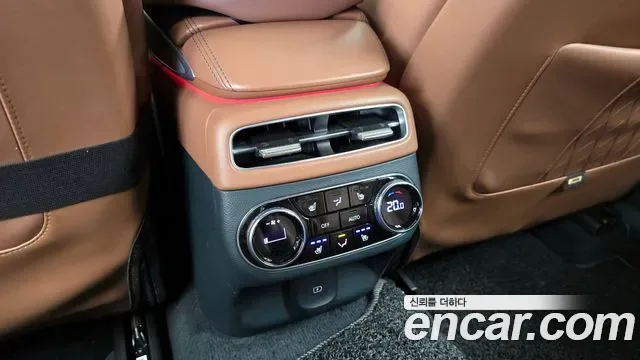 Genesis GV70 2.5T бензин AWD ( ), миниатюра 5