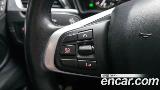 BMW X2 xDrive20i, миниатюра 10