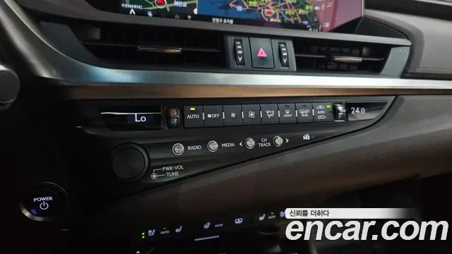 Lexus ES, миниатюра 27