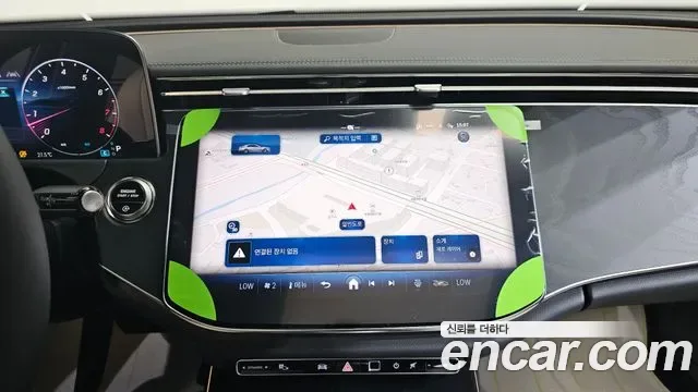 Mercedes-Benz E-Class E200, миниатюра 11