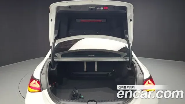 Mercedes-Benz E-Class E300 4MATIC AMG Line, миниатюра 29