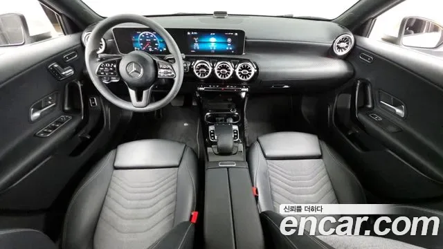 Mercedes-Benz A-Class A220, миниатюра 18