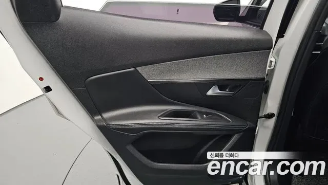 Peugeot 3008 1.2 Pure Tech, миниатюра 5