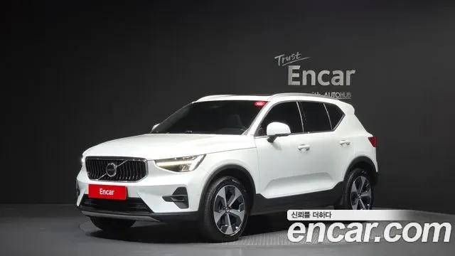 Volvo XC40 B4, миниатюра 10