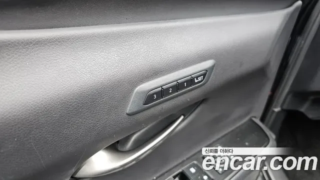 Lexus UX 2.0 F-Sport 2WD, миниатюра 17