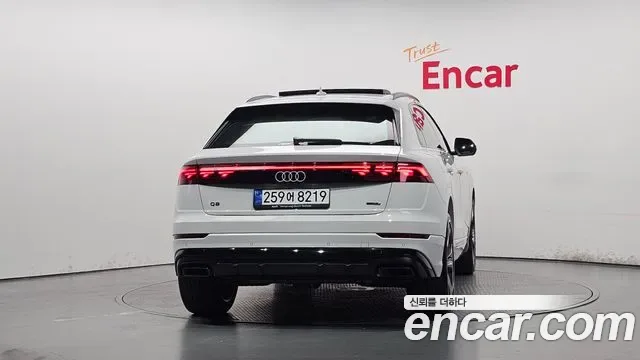 Audi Q8 55 TFSI Premium, миниатюра 30