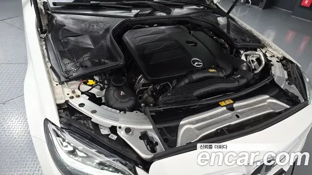 Mercedes-Benz C-Class C200, миниатюра 25