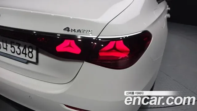Mercedes-Benz E-Class E300 4MATIC, миниатюра 17