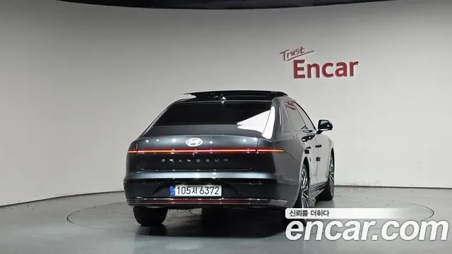 Hyundai Grandeur Calligraphy, миниатюра 4