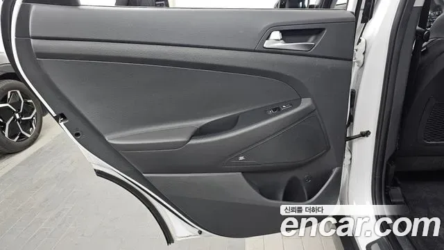 Hyundai TUCSON бензин 1.6 Turbo 2WD Inspiration, миниатюра 20