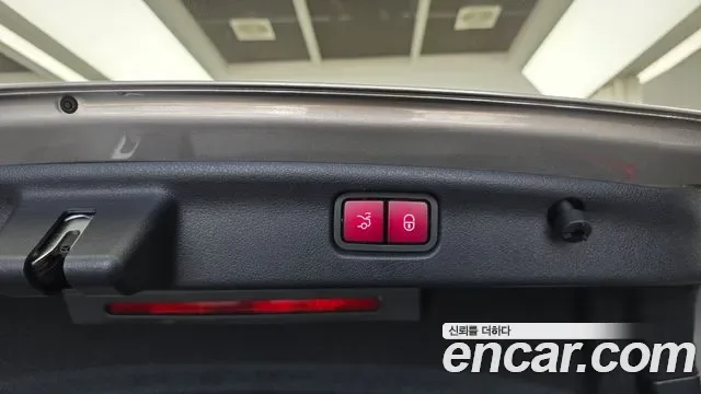 Mercedes-Benz C-Class C300 AMG Line, миниатюра 4