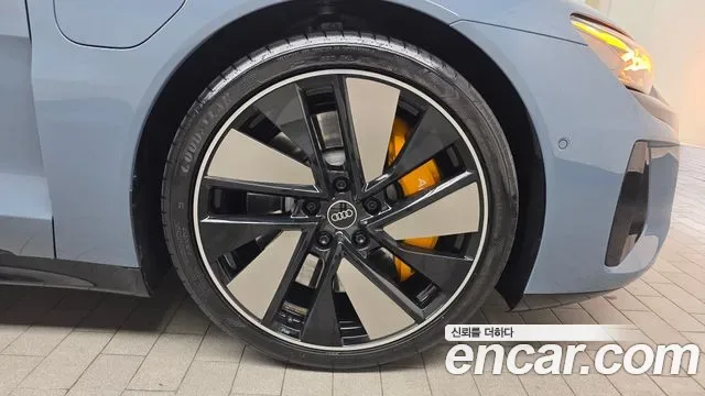 Audi e- GT Premium, миниатюра 17