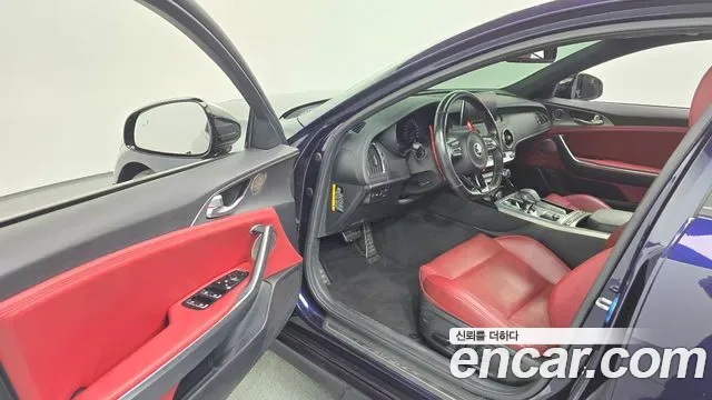 Kia Stinger 2.0 Turbo 2WD, миниатюра 22