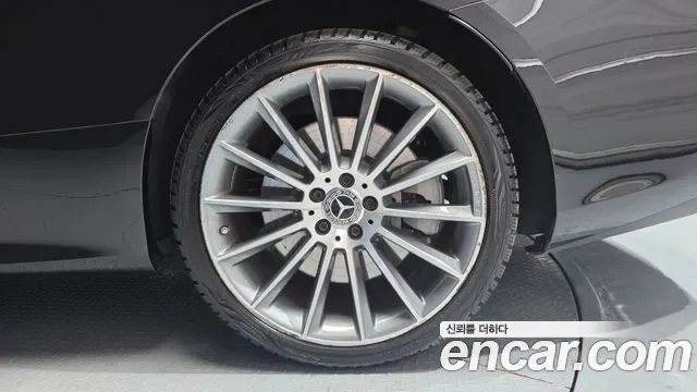 Mercedes-Benz E-Class E450 4MATIC, миниатюра 14