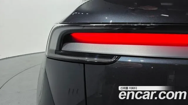 Tesla Y AWD, миниатюра 13