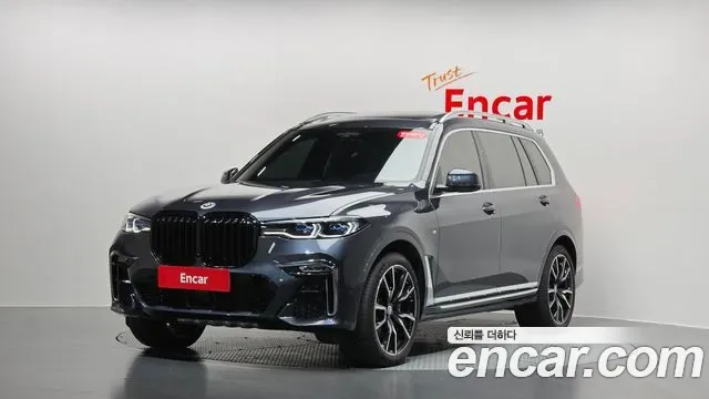BMW X7 xDrive 40i M 6 мест