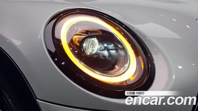MINI Cooper SE III, миниатюра 3