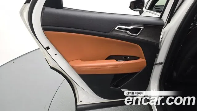 Kia Sportage бензин 1.6 Turbo 2WD Signature, миниатюра 21