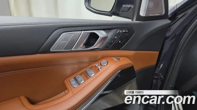 BMW X7 xDrive 40i M 6 мест, миниатюра 12