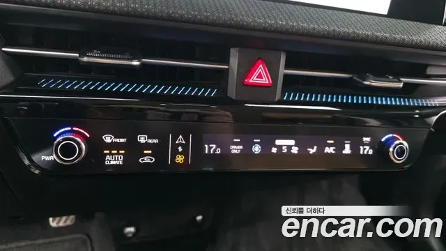 Kia EV6, миниатюра 5