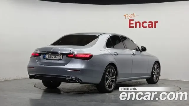 Mercedes-Benz E-Class E350 4MATIC, миниатюра 10