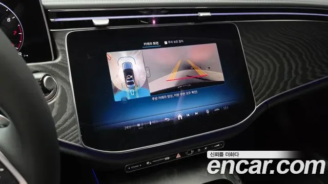 Mercedes-Benz E-Class E200, миниатюра 16