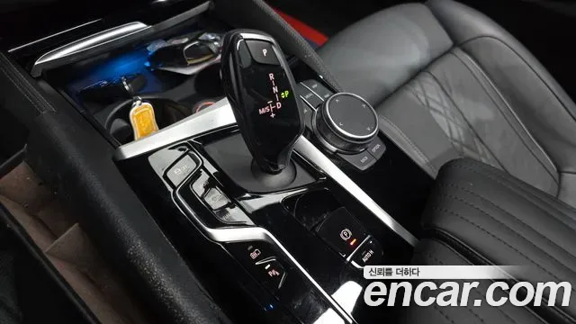 BMW 5 (G30) 530e M, миниатюра 3