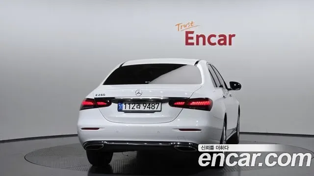 Mercedes-Benz E-Class E250, миниатюра 29