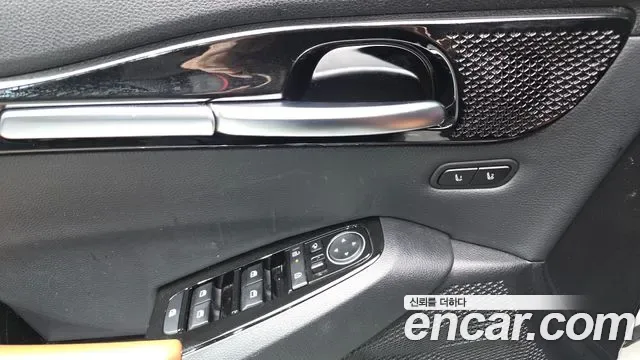 Kia Seltos бензин 1.6 Turbo 2WD Gravity