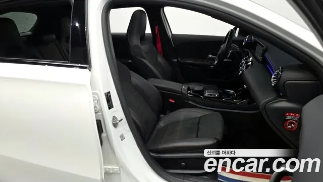 Mercedes-Benz A-Class AMG A45 4MATIC+, миниатюра 25