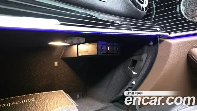 Mercedes-Benz E-Class E450 4MATIC, миниатюра 15