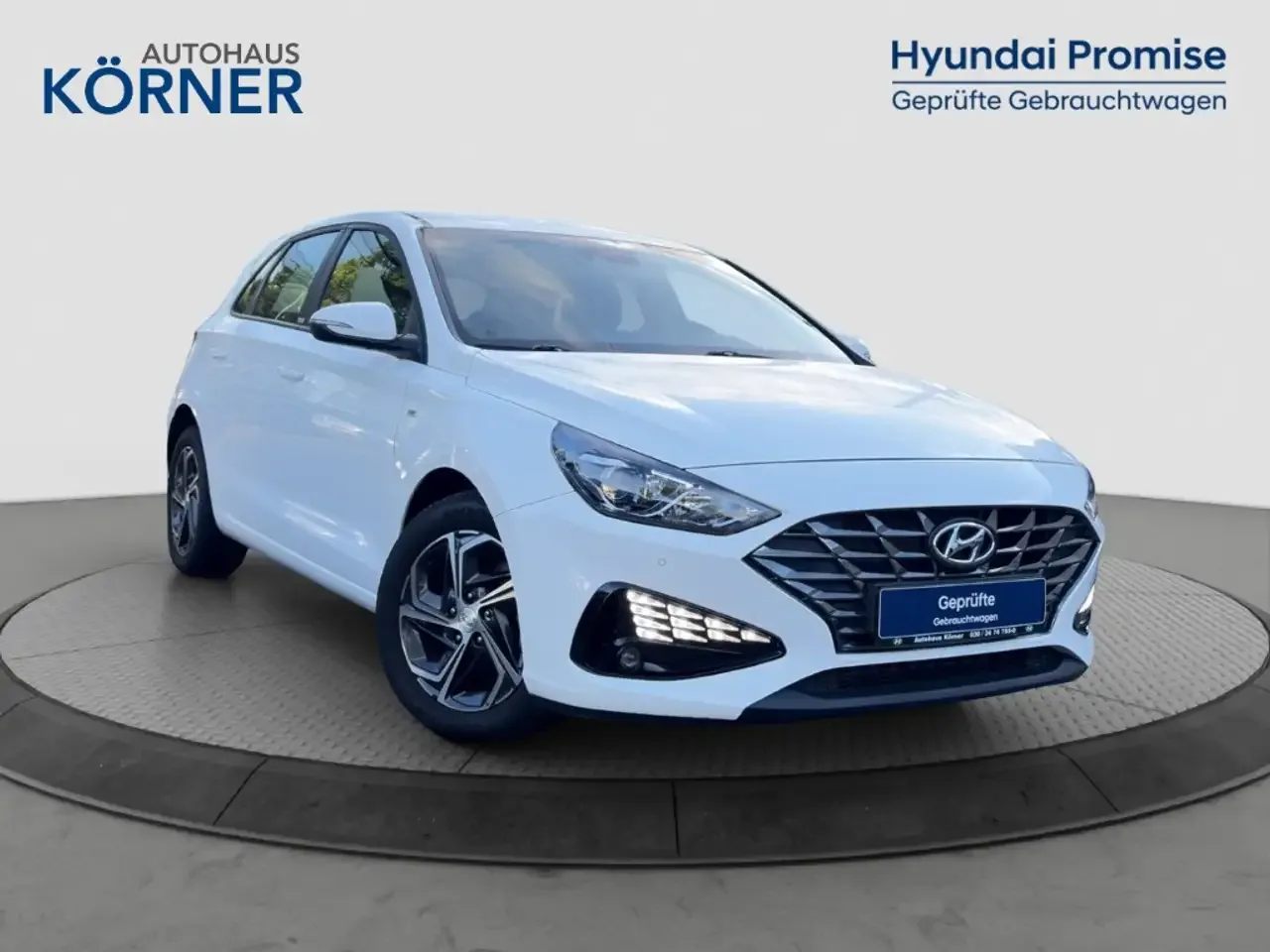 Hyundai i30 TREND 1.5 T-GDI DCT *NAVI*CARPLAY*CAM*SITZHZG*