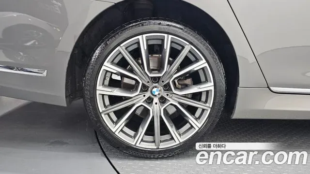 BMW 7 (G11) 740Li xDrive M, миниатюра 8