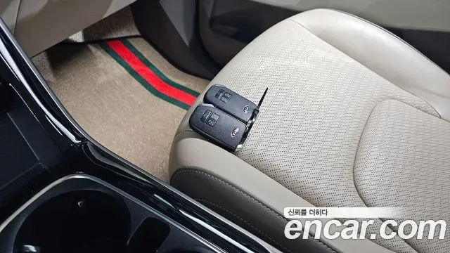 Kia Carnival дизель 9 мест ( ), миниатюра 12