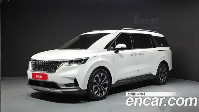 Kia Carnival дизель 9 мест Signature