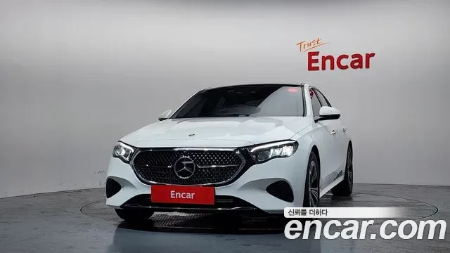 Mercedes-Benz E-Class E200, миниатюра 23