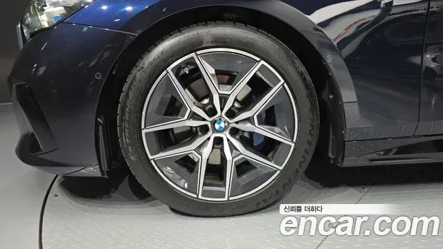 BMW 5 (G60) 520i M, миниатюра 4