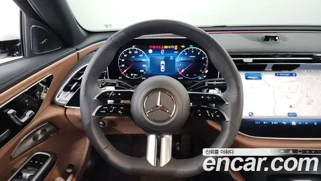 Mercedes-Benz E-Class E300 4MATIC AMG Line, миниатюра 24