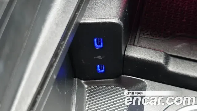 Mercedes-Benz E-Class E200, миниатюра 4